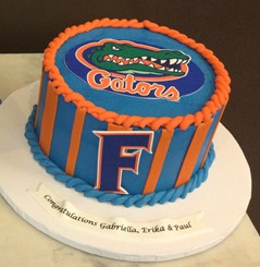 Logo Graduation Cake