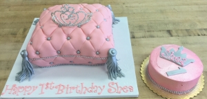 Pink Pillow & Crown Cake and Smash Cake