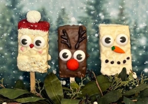 Holiday Rice Krispie Pops 