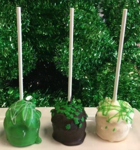 St. Patrick's Day Cake Pops 